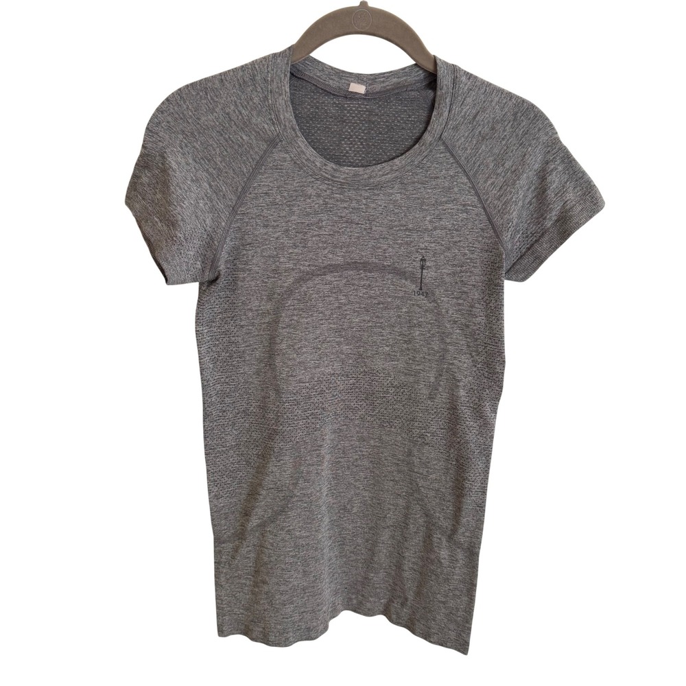 Lululemon Swiftly Tech Short Sleeve Crew Heathered Grey 1947 Graphic Size 4